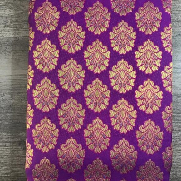 Pure Silk Saree - Picture 2 of 2